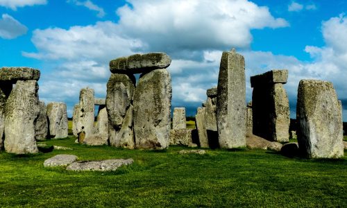stonehenge-800448_1920